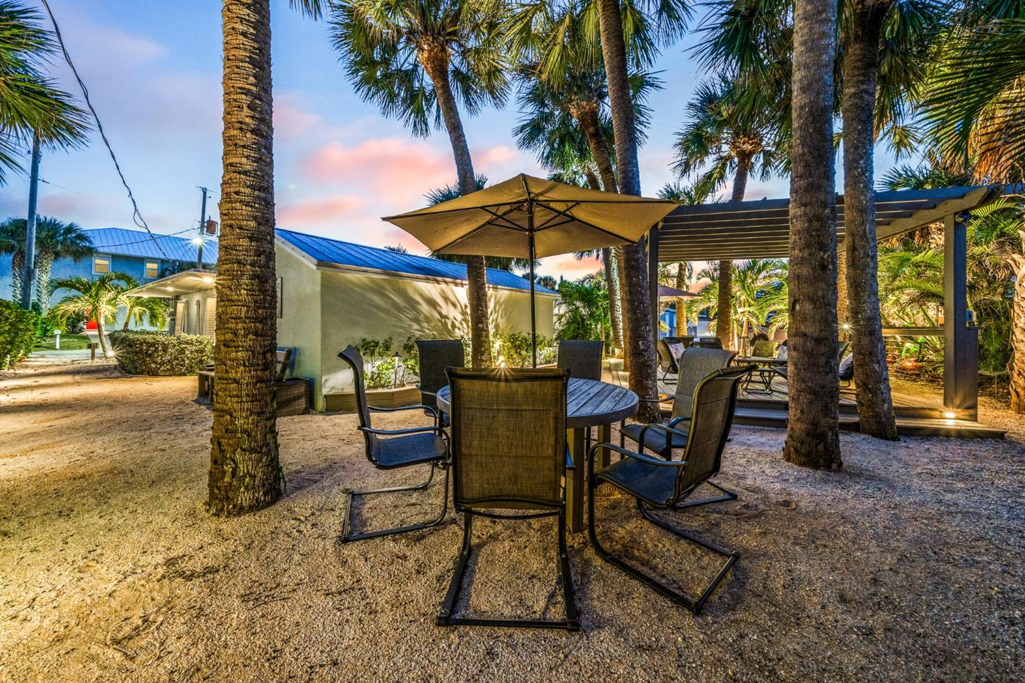 Wonderful Place Wprivate Patio Next To The Beach Коко Бийч Екстериор снимка