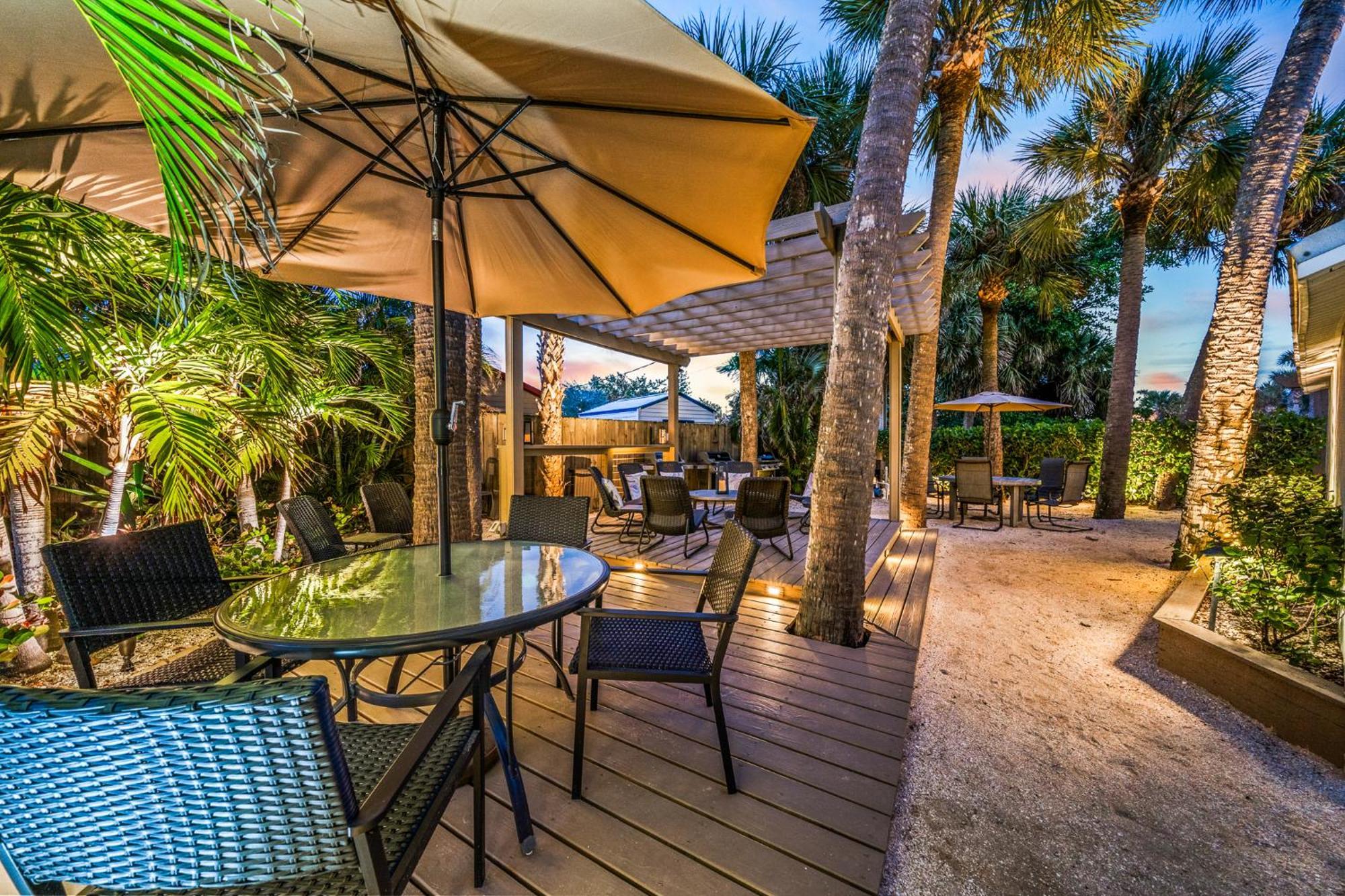 Wonderful Place Wprivate Patio Next To The Beach Коко Бийч Екстериор снимка